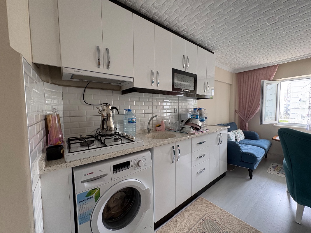 Gemlik Küçük Kumlada Satılık Tadilatlı 2+1 Hemen Taşın!