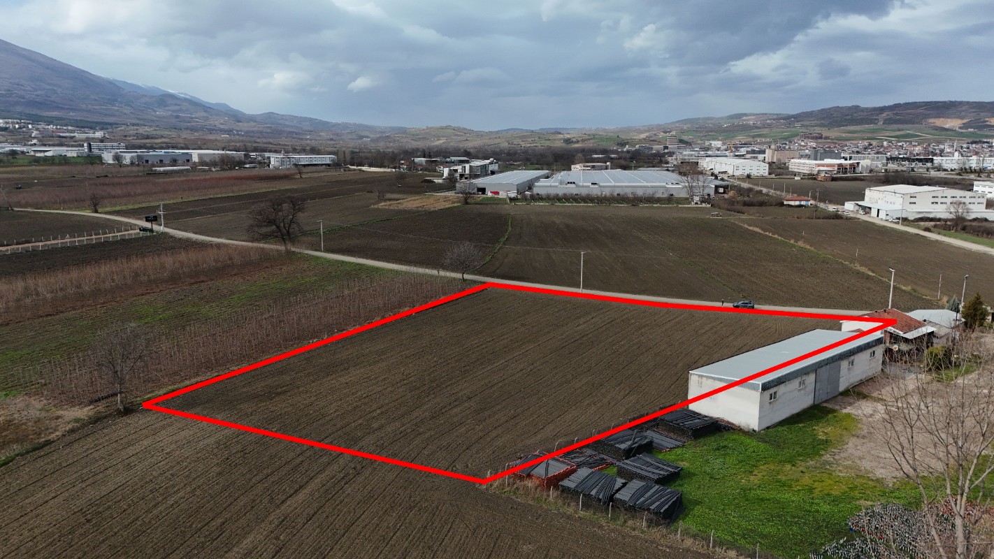 BURSA İNEGÖL YENİCE SANAYİ İÇİNDE ANKARA ASFALTINA 300 METRE