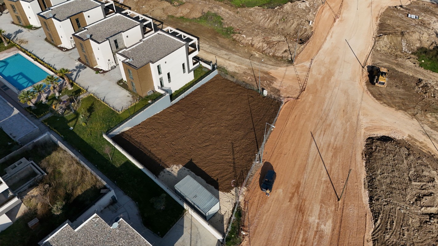 BURSA GÜMÜŞTEPE 20'LİK YOLA CEPHE KÖŞE PARSEL TİCARİ KONUT