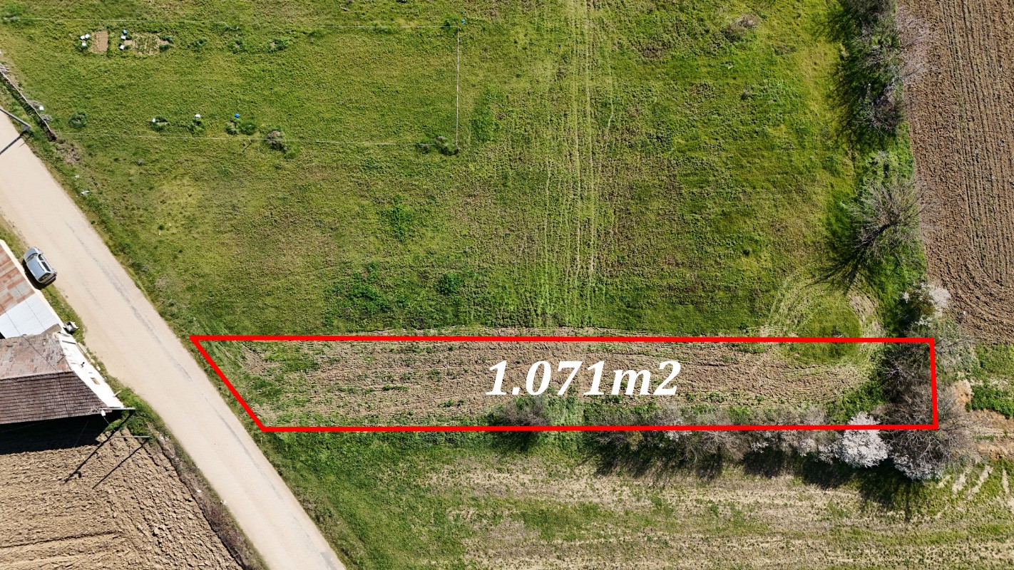 Bursa Yenişehirde 1.071 m² Yola Cepheli Arsa