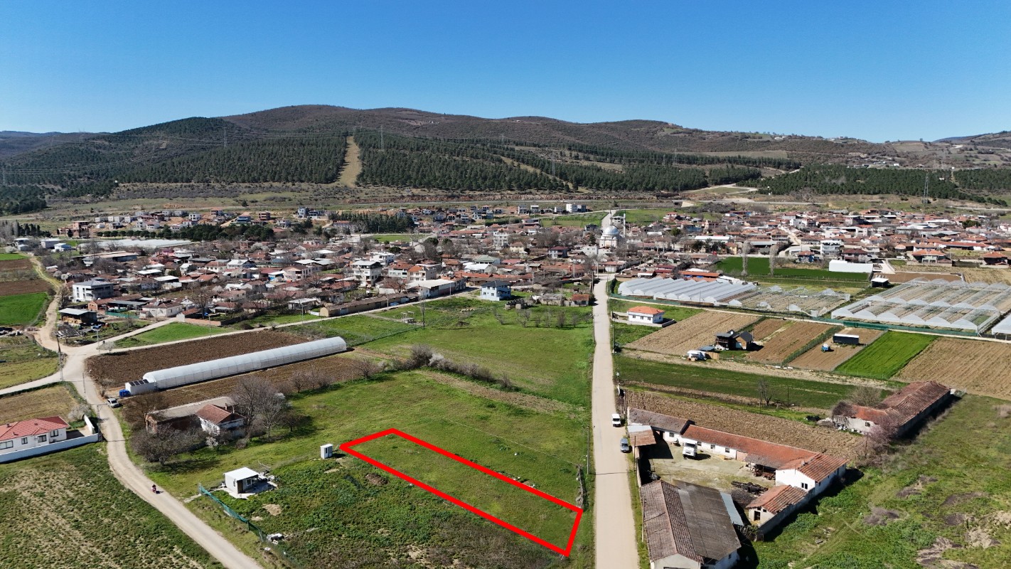 Bursa Yenişehir Koyunhisarda 890 m² Satılık Arsa | Yola Cephe