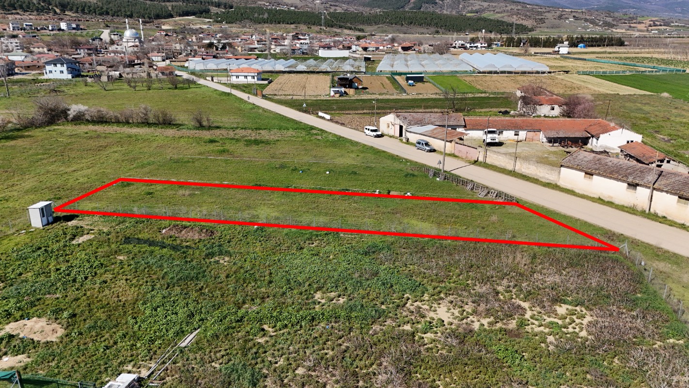 Bursa Yenişehir Koyunhisarda 890 m² Satılık Arsa | Yola Cephe