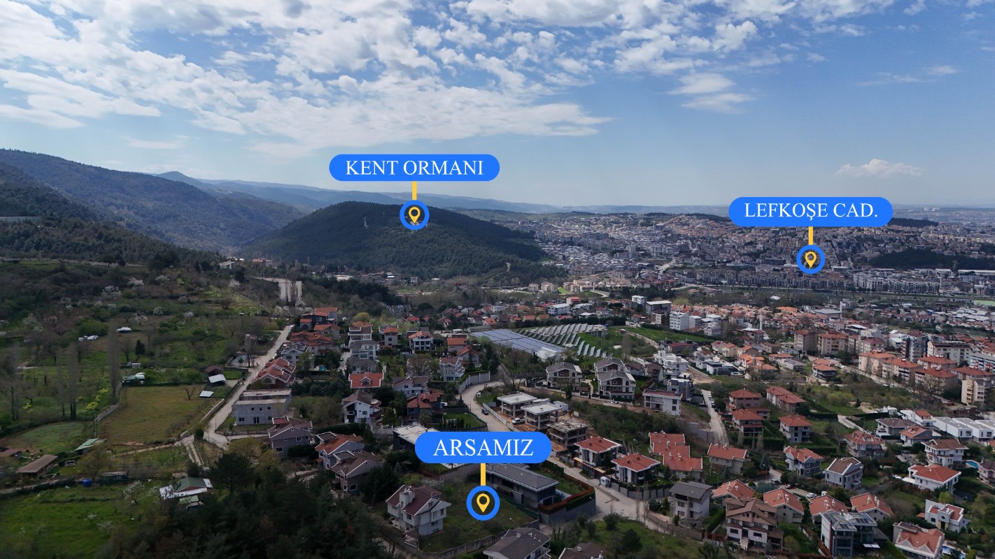 Bursa Doburcada 2 Parsel Üzerinde, 7+1 Villa ve 750 m² Arsa