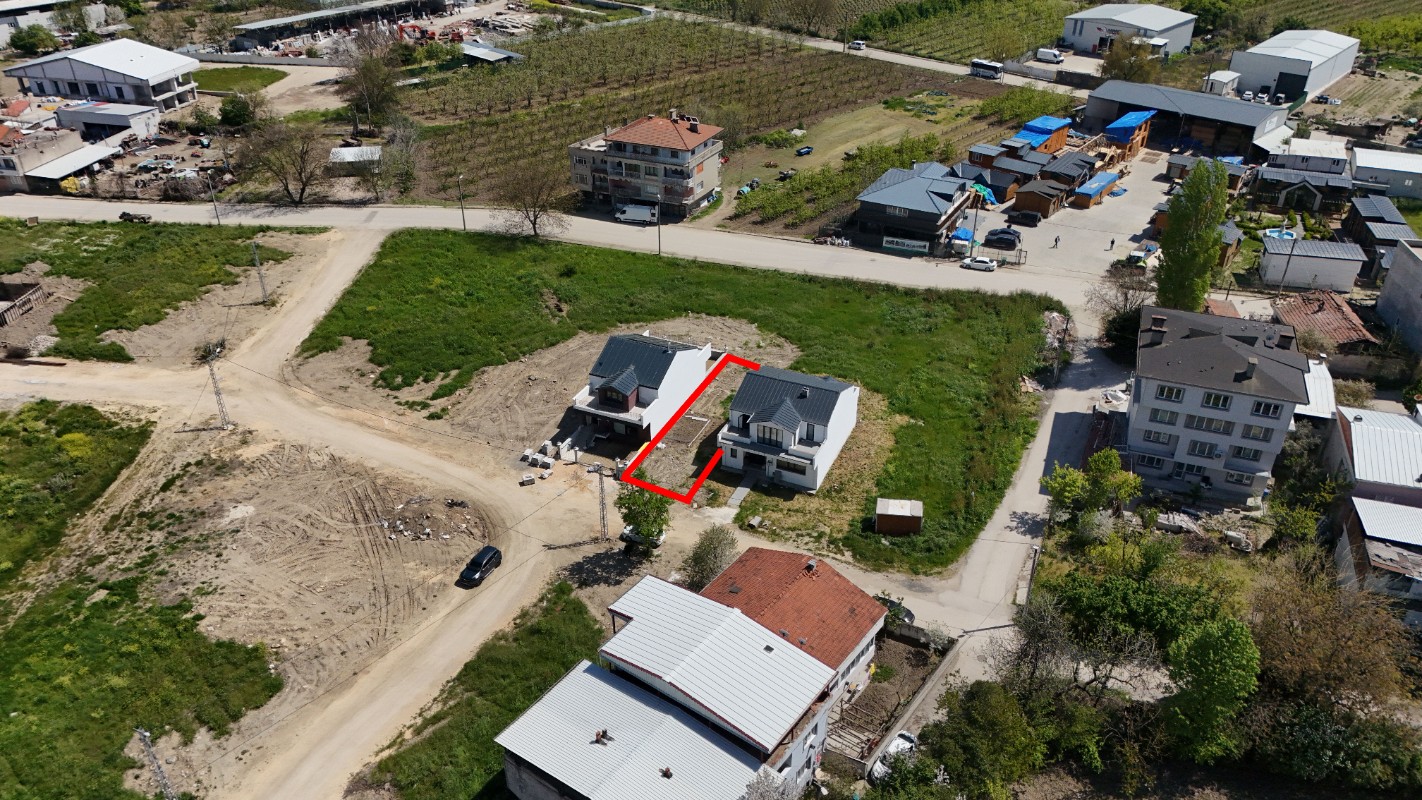 Bursa Osmangazi Çukurca'da 204m² İmarlı Arsa