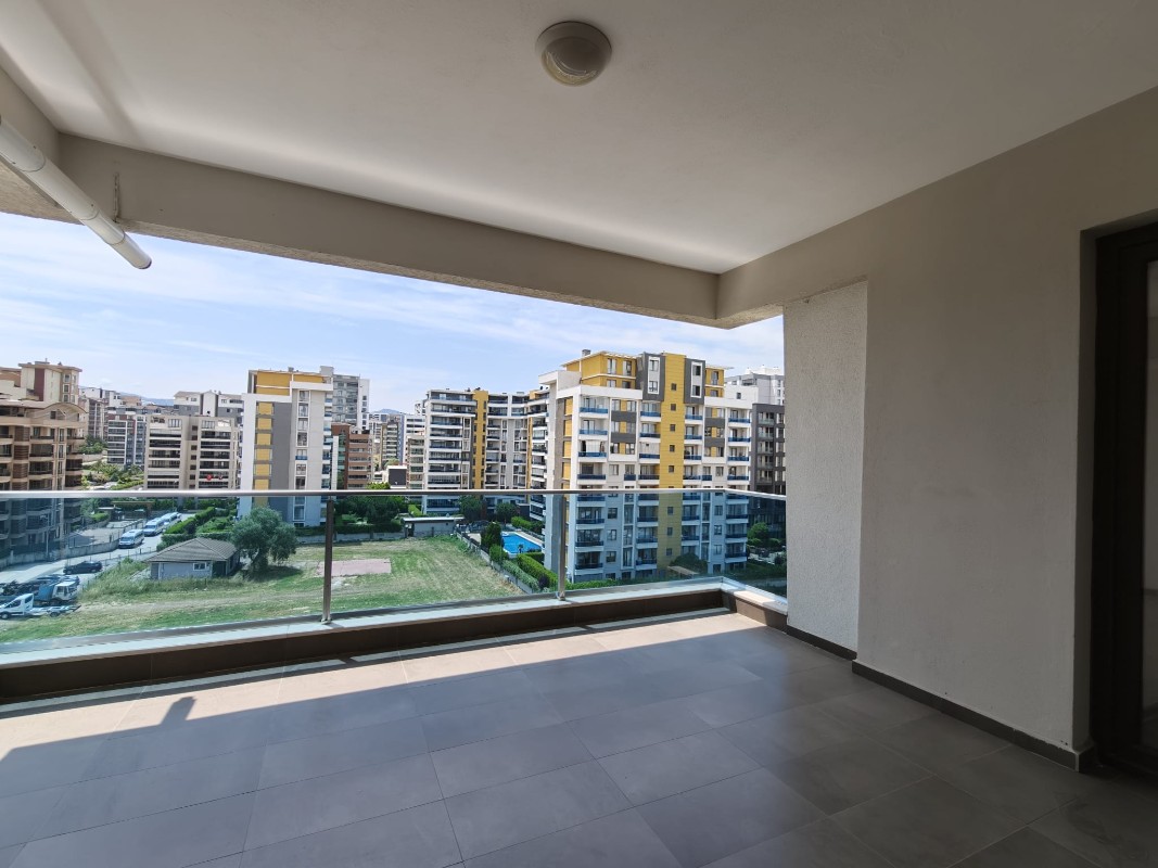 BURSA 23 NİSAN MAHALLESİNDE SATILIK LÜKS 4+1 DUBLEKS DAİRE