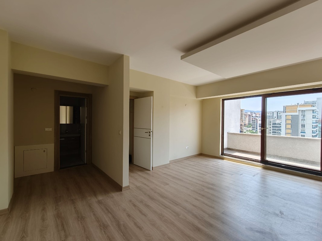 BURSA 23 NİSAN MAHALLESİNDE SATILIK LÜKS 4+1 DUBLEKS DAİRE