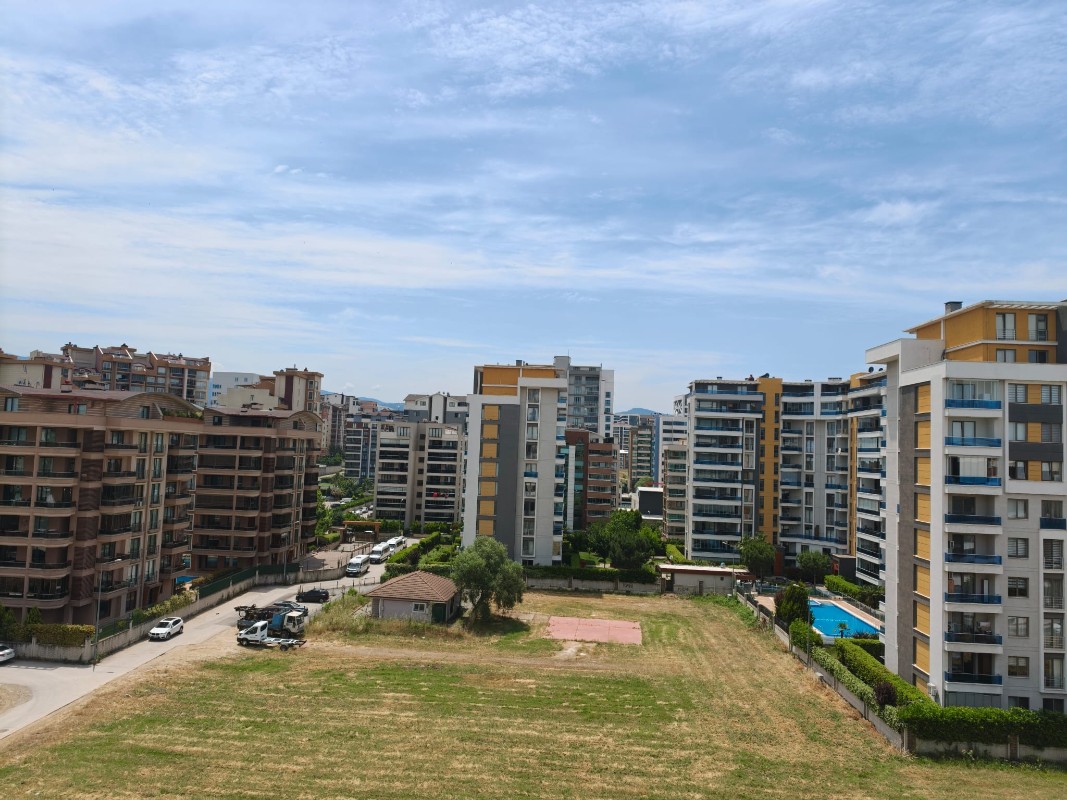 BURSA 23 NİSAN MAHALLESİNDE SATILIK LÜKS 4+1 DUBLEKS DAİRE