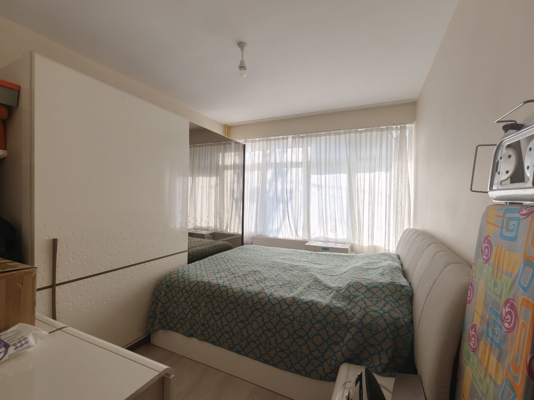 MAKSEM 'DE İÇİ FULL YENİLENMİŞ SATILIK 2+1 DAİRE