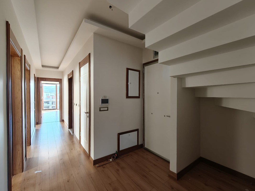 MUDANYA DA FULL DENİZ MANZARALI 5+2 KİRALIK LÜKS DUBLEKS DAİRE