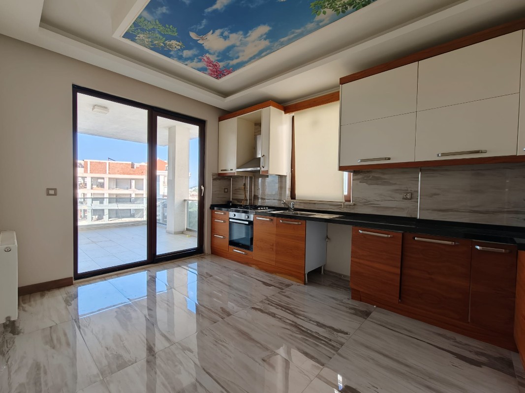MUDANYA DA FULL DENİZ MANZARALI 5+2 KİRALIK LÜKS DUBLEKS DAİRE