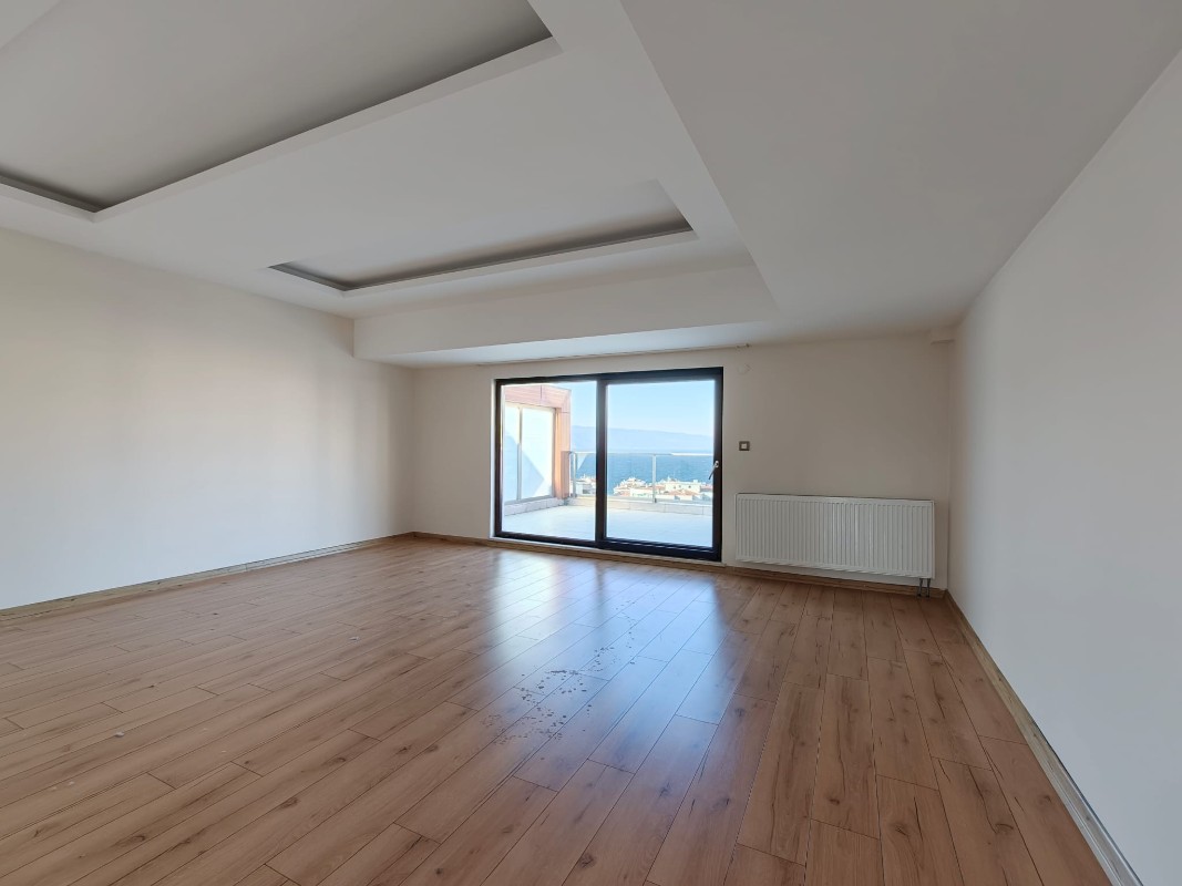 MUDANYA DA FULL DENİZ MANZARALI 5+2 KİRALIK LÜKS DUBLEKS DAİRE