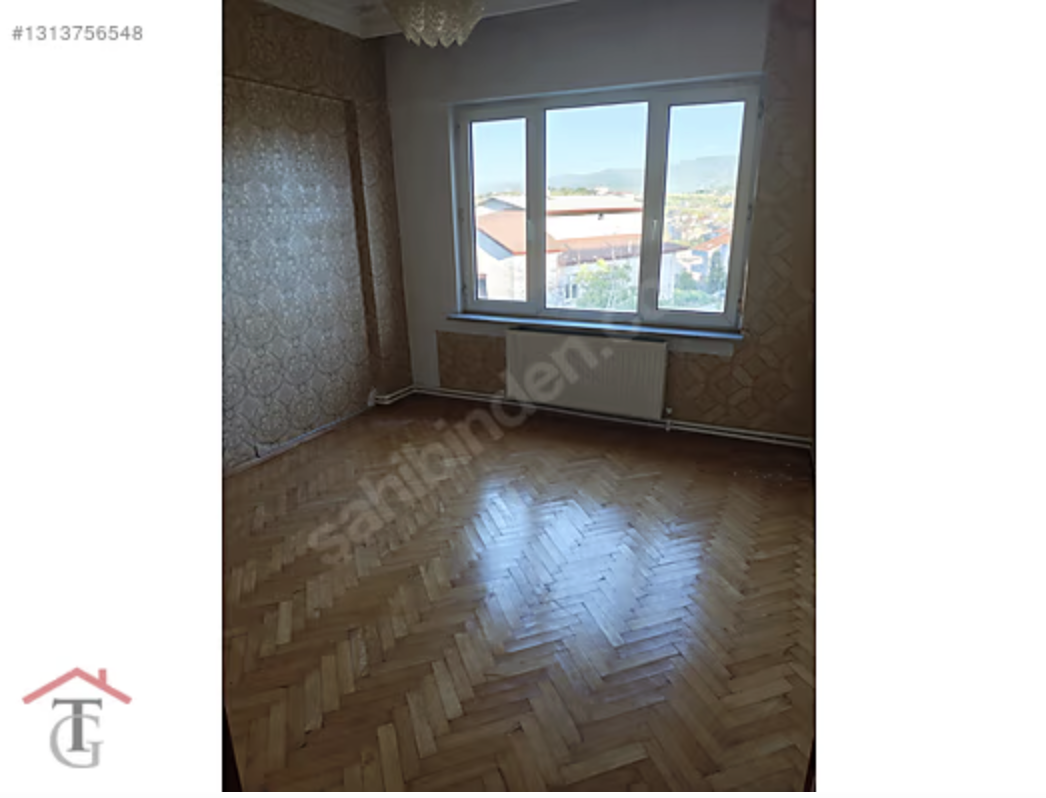 YALOVA MERKEZ BAYRAKTEPE MAHALLESİNDE SATILIK BİNA + ARSA